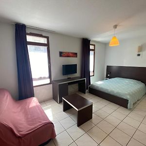 Studio Cité médiévale 250 m