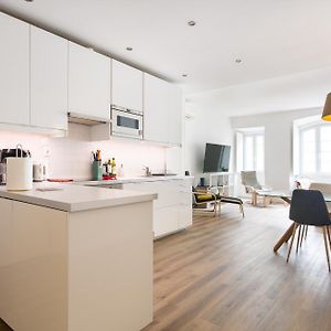 Appartement à 2 Chambres à Coucher
