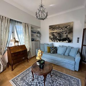 2 Bd Apt In Syntagma With Acropolis View