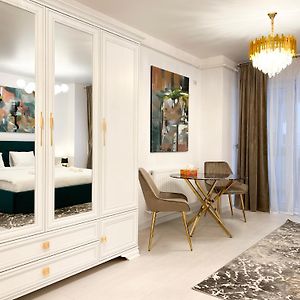 Happy Studio - Near Roman Arenas & Unirii - Rh Living