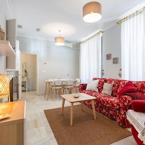 Appartement à 3 Chambres à Coucher