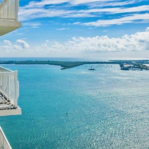 Brickell Miami Unit, Amazing View, Balcony, Pool, 1 Free Parking