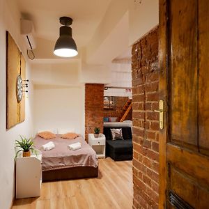 Suite à 3 Chambres à Coucher