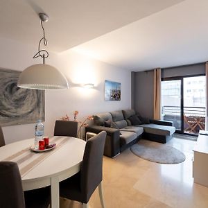 Comfy Downtown + Private Terrace