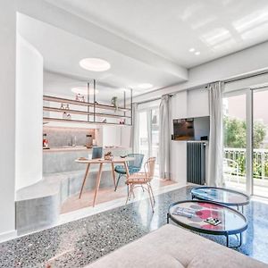 Comfortable Living In Athens 2Br Apartment