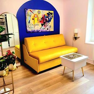 Golden Art Studio