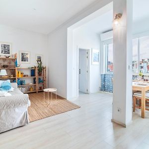 Appartement à 2 Chambres à Coucher