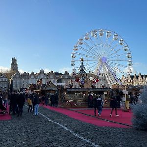 Les Coquelicots Grand Place Arras