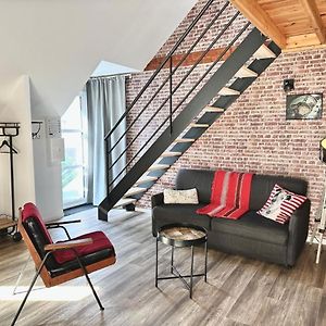 Appartement à 2 Chambres à Coucher