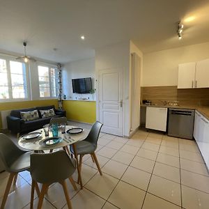 Appartement à 3 Chambres à Coucher