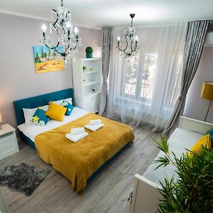 Chic Studio Old City Center - Ivo19