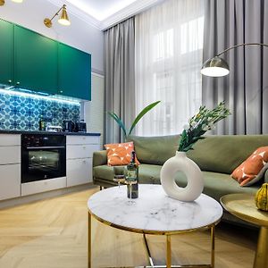 Appartement à 2 Chambres à Coucher