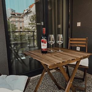 Elegant Escape Apartment II - City Centre