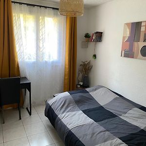 Jolie Charmant T3 Refait A Neuf A Marseille