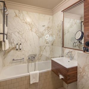 Suite Familiale à 2 Chambres à Coucher