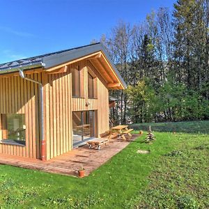 Chalet Neuf A Morzine : 4 Pers, 75M², Terrasse, Proche Centre, Wifi, Parking - Fr-1-524-113