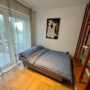 Comfy Flat In City-Free Parking