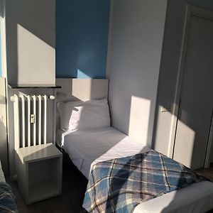 Chambre Triple de Base