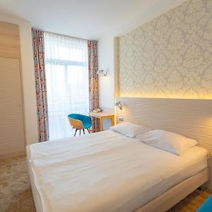 Chambre Standarde Lit Queen-Size