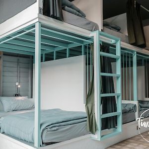 Dormitory Room Mixed