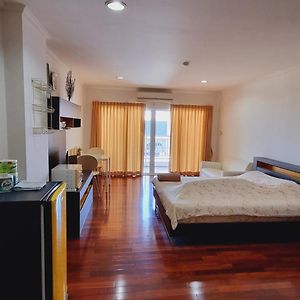 Hua Hin Baanklang Condo By Petch