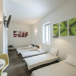 Dormitory Room Mixed