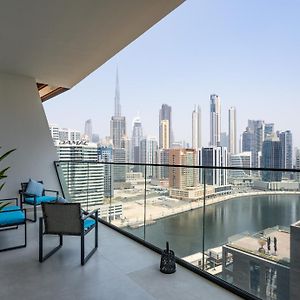 Easygo - Binghatti Canal Burj Khalifa View 1 Bedroom