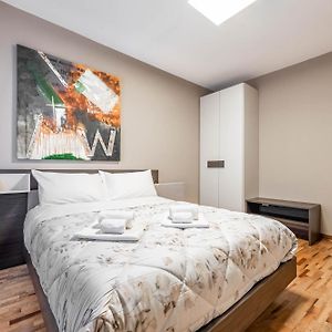 Appartement à 3 Chambres à Coucher