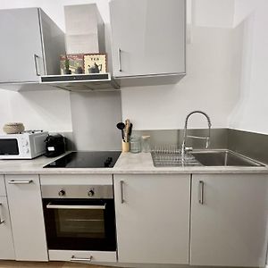 Sublime Appartement 2 Pieces Au Coeur De La Vieille Ville