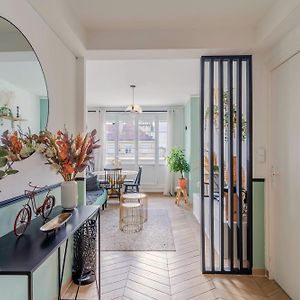 Appartement à 2 Chambres à Coucher