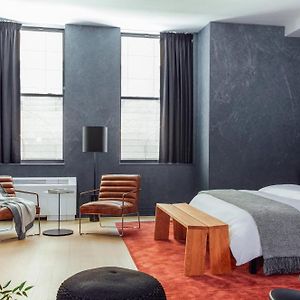 Studio de Luxe