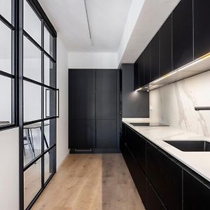 Appartement à 3 Chambres à Coucher