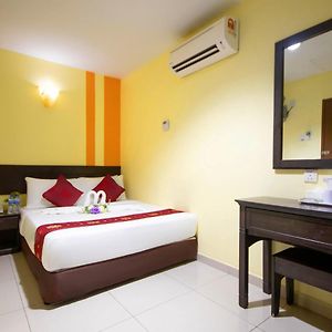Deluxe  Without Window King Room