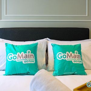Appartement à 3 Chambres à Coucher