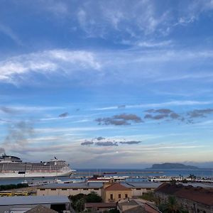 L 'Approdo Felice