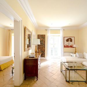 Spanish Steps Deluxe Apartment