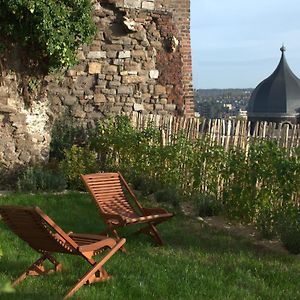 Bonjour Pierreuse