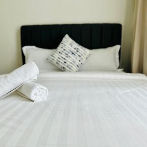 Suite à 2 Chambres à Coucher Lit King-Size