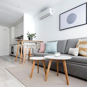 Mad Apartments By Olala Homes