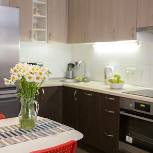 Appartement à 2 Chambres à Coucher