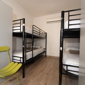 Chambre Juste Pour Femmes Dortoir