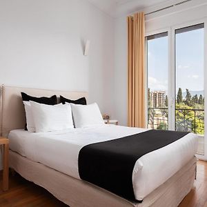 Appartement à 3 Chambres à Coucher