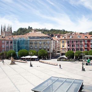 Increible Piso En La Plaza Mayor, Con Garaje