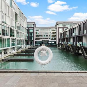 Marina Luxe Retreat W Carpark-Pool-Spa-Gym-Sauna