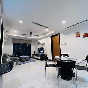 Cozyhome Suites @ Casa Residency