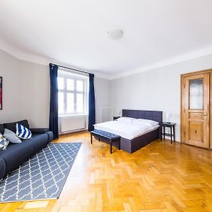 Boheme Apartment Prague Three