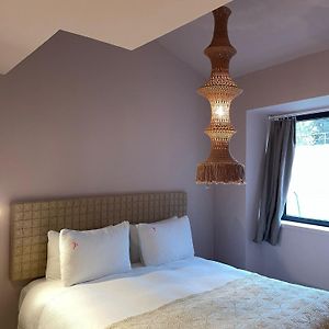 Chambre Budgétée Lit King-Size