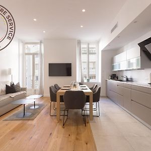 Appartement à 3 Chambres à Coucher