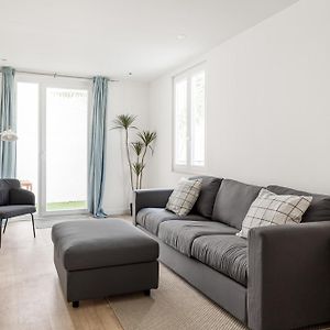 Joivy Minimalistic Apt W Patio In Principe Real