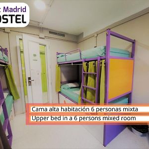 Dormitory Room Mixed